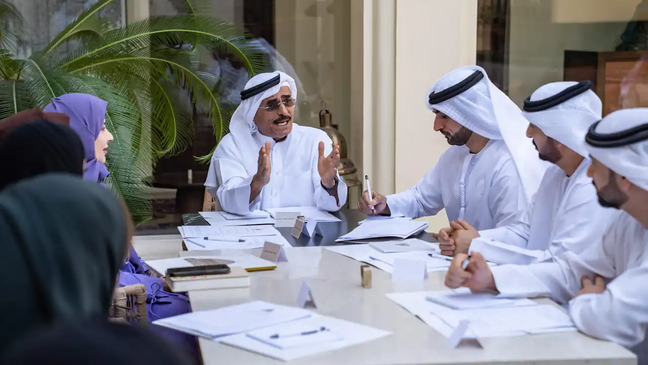 استشاري الشارقة يجتمع.. محاور جديدة تناقش قضايا تمس حياة مواطني الإمارة بمواضيع متنوعة